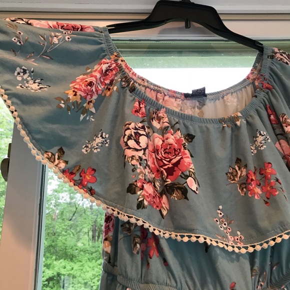 Rue 21 Romper - Picture 4 of 5